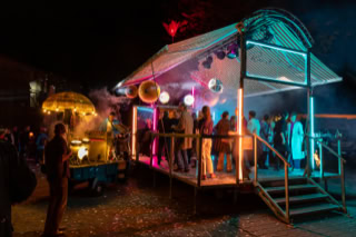 Roseninsel meets Universal Druckluft Orchester - Musik auf Rädern