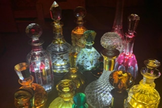 Karaffen, Glasflaschen, alkoholische Getränke